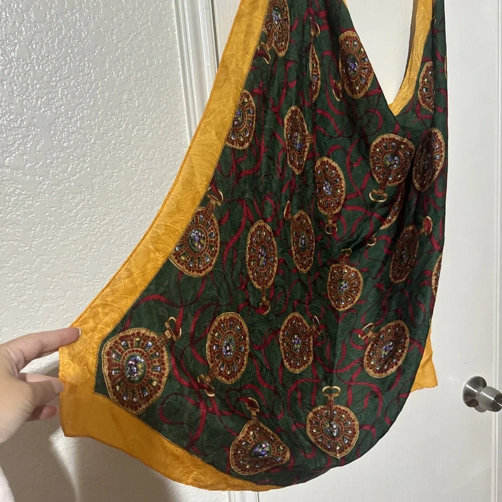 nina ricci Paris Seoul Large Vintage 100% Silk Scarf Jewelry Pattern EUC Rare